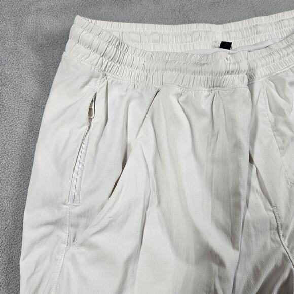 Lululemon Shorts Men’s Size XXL Pace Breaker Out Of Mind Liner White Athletic - Picture 2 of 14